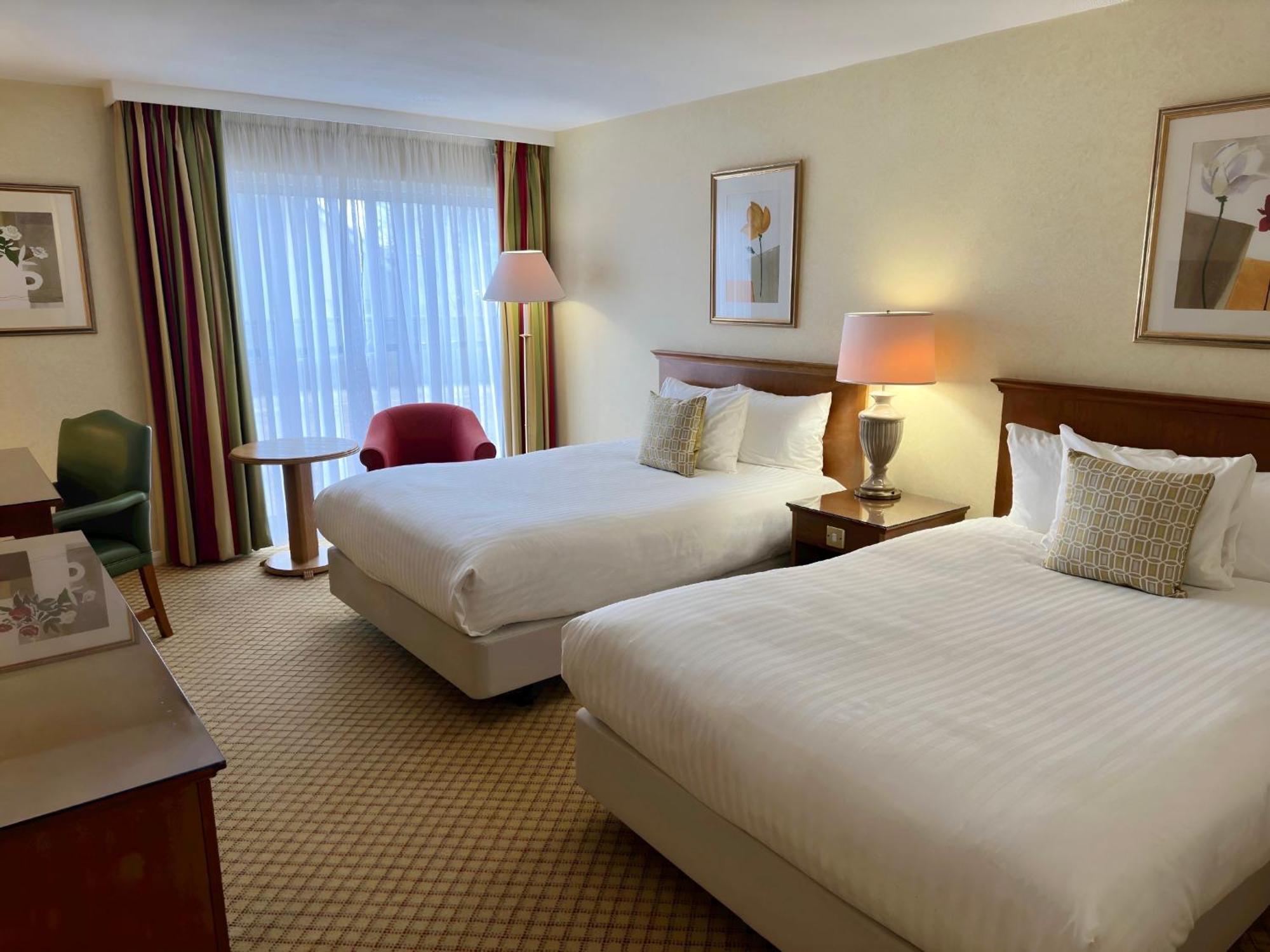 The Aberdeen Dyce Hotel Esterno foto