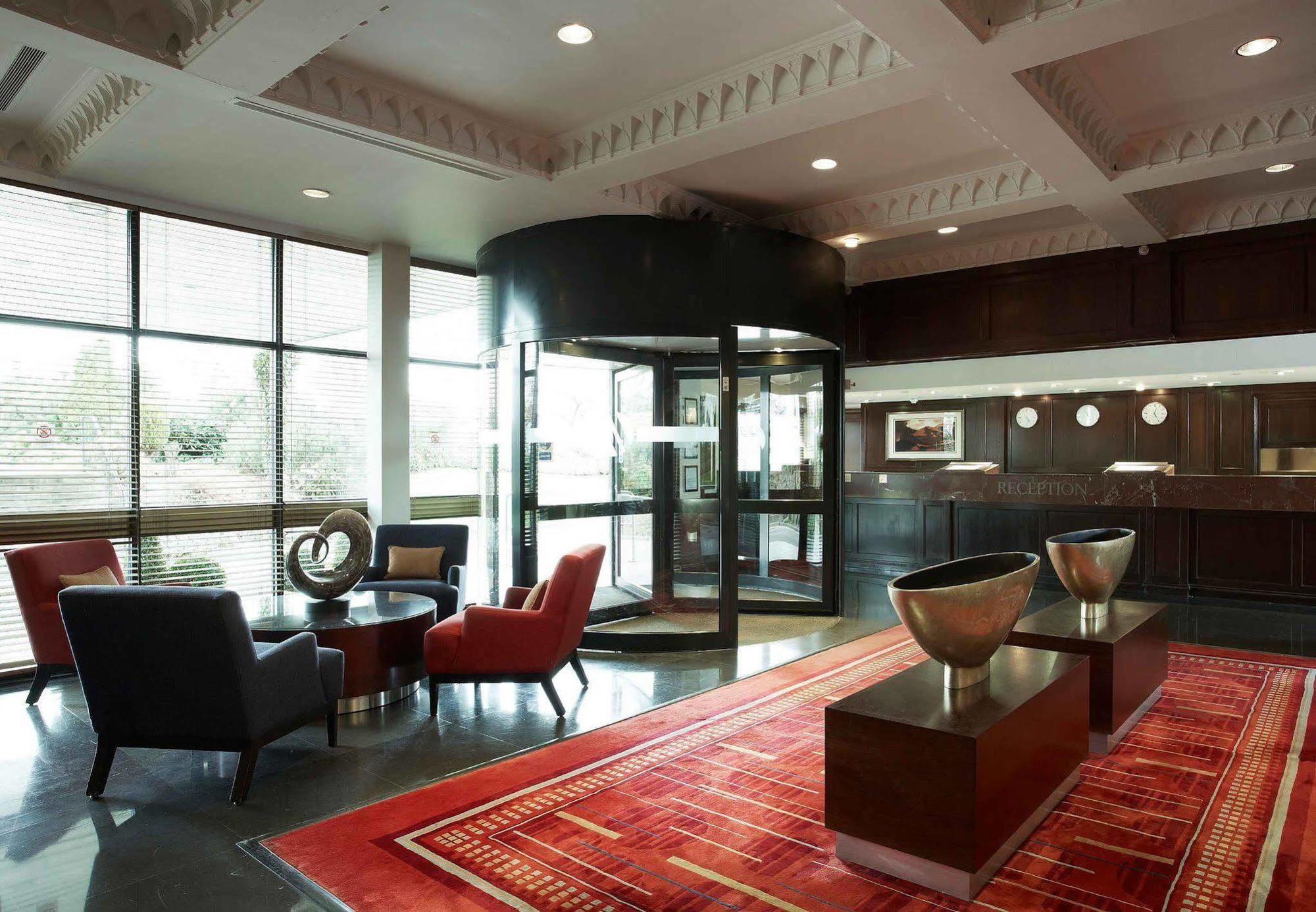 The Aberdeen Dyce Hotel Esterno foto